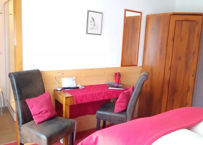 Tourist Hotel Boehm